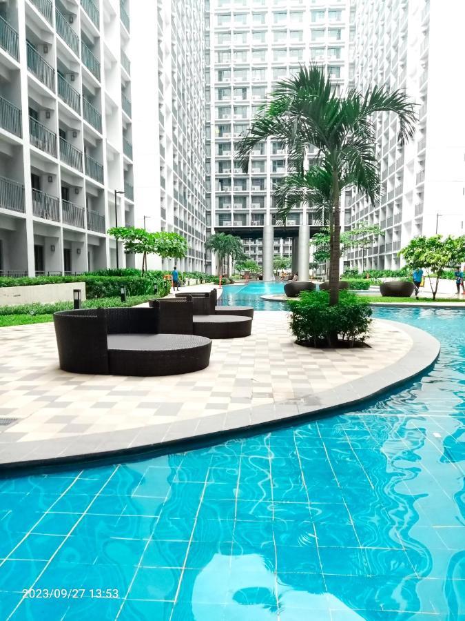 Shore 2 Residences 1Br Deluxe Room In Moa Complex Manila Eksteriør bilde