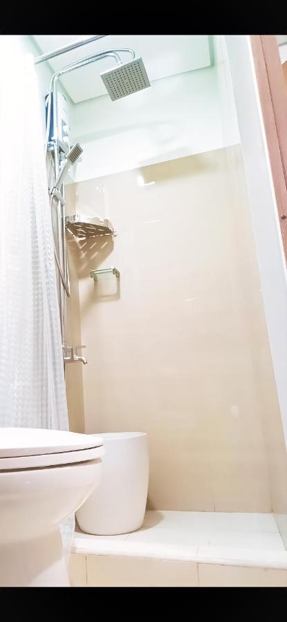 Shore 2 Residences 1Br Deluxe Room In Moa Complex Manila Eksteriør bilde