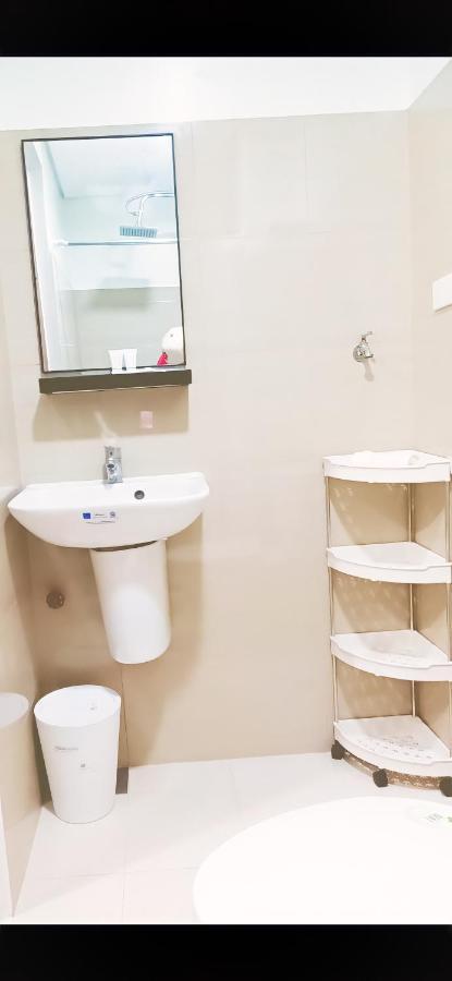 Shore 2 Residences 1Br Deluxe Room In Moa Complex Manila Eksteriør bilde
