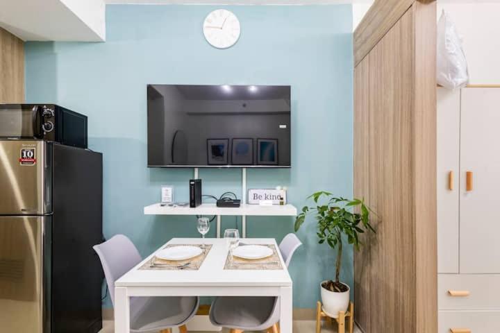 Shore 2 Residences 1Br Deluxe Room In Moa Complex Manila Eksteriør bilde