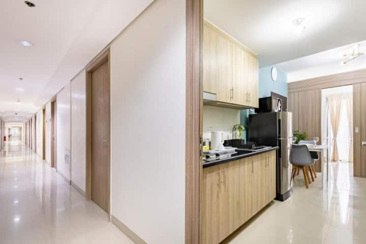 Shore 2 Residences 1Br Deluxe Room In Moa Complex Manila Eksteriør bilde